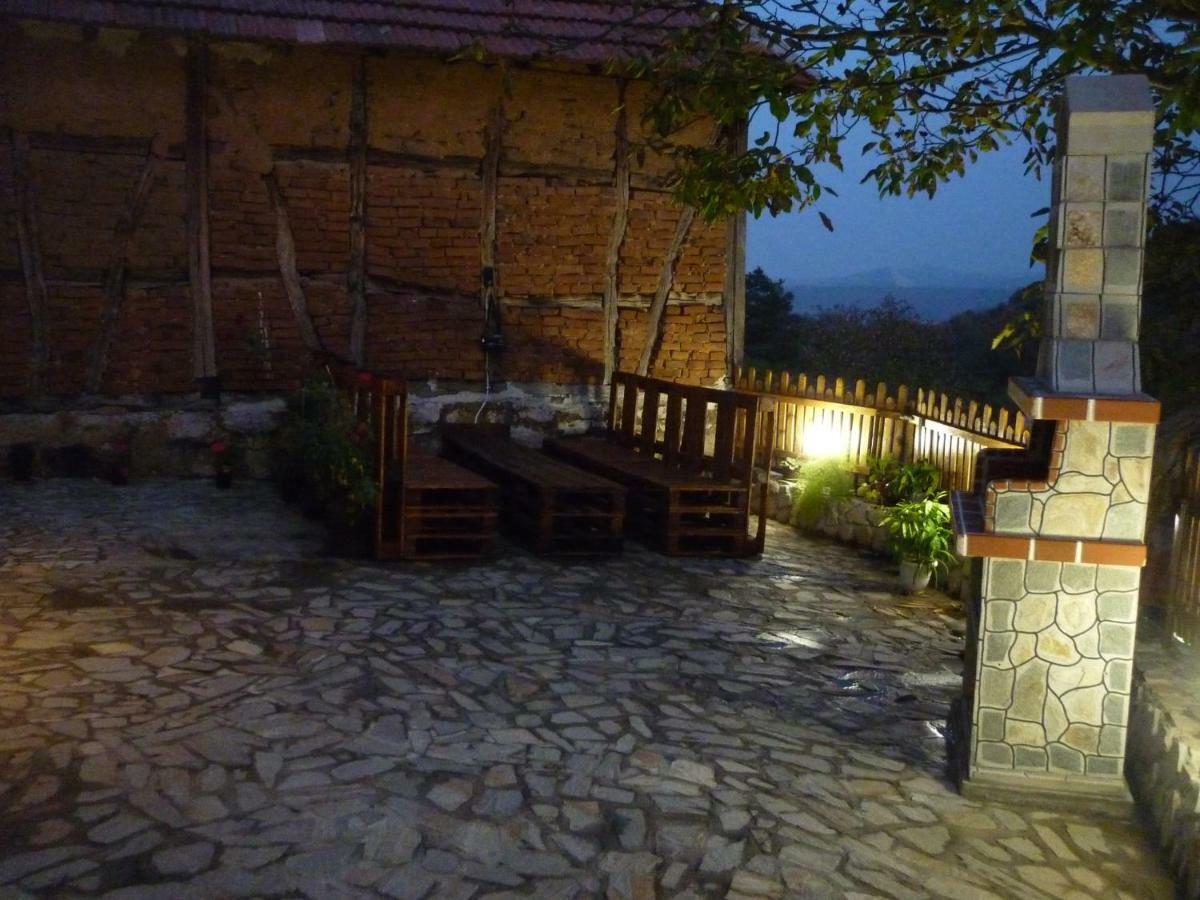 Guest House „Ivanovata house” Yanovets Buitenkant foto